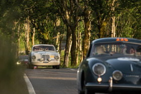 Aston Martin DB 2 (1950) - an der Mille Miglia 2021