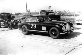 Aston Martin DB 2 (1950) - angeboten an der RM Versteigerung in Paris am 5. Februar 2014