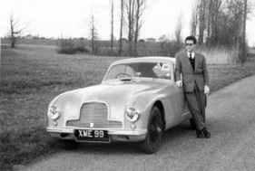 Aston Martin DB 2 (1952) - an einen solchen Wagen kann man sich schon stolz anlehnen