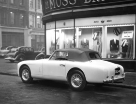 Aston Martin DB 2/4 (1953) - elegantes Drophead-Coupé