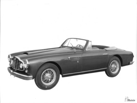Aston Martin DB 2/4 Bertone (1954) - Cabriolet mit von Michelotti gezeichneter Karosserie, gebaut bei Bertone, vermutlich Chassis LML 504
