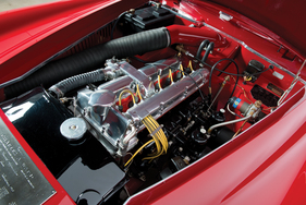 Aston Martin DB 2/4 Bertone Convertible (1954) - Chassis LML 504, Motor, Design Giovanni Michelotti, angeboten von RM/Sotheby's im Jahr 2015