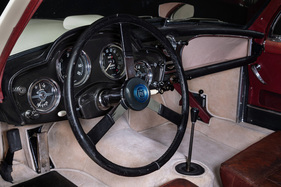 Aston Martin DB (2/4) MK III (1957) - Blick auf das Armaturenbrett