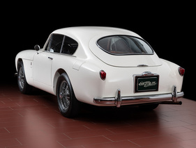 Aston Martin DB (2/4) MK III (1957) - mit Heckklappe