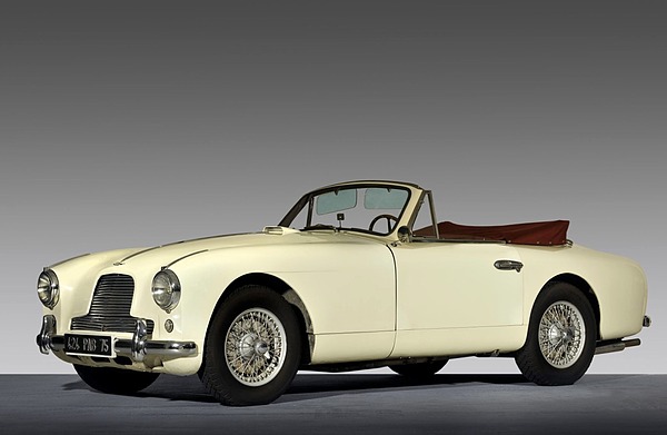 Aston Martin DB 2 4 Mk II Cabriolet LHD (1955) - angeboten als Lot 138 an der Artcurial-Versteigerung von Paris vom 30. Oktober 2011 (Automobiles sur les Champs)