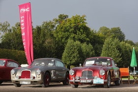 Aston Martin DB 2/4 Mk1 (1954) - 140 PS stark und 185 km/h schnell - 21. Classic-Gala Schwetzingen 2025