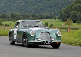 Aston Martin DB 2 an der Gstaad Classic 2011