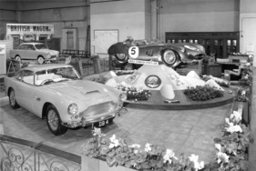 Aston Martin DB 4 (1959) - Präsentation an der London Motor Show Earls Court 1959