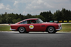 Bild: Aston Martin DB 4 (1959) - auf der Rennpiste von Lignières