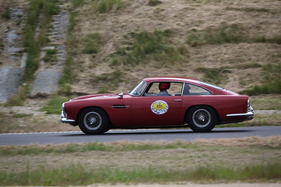 Aston Martin DB 4 (1959) - auf der Rennpiste von Lignières