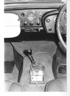 Aston Martin DB 4 Vantage (1962) - Schalthebel, Zündschloss