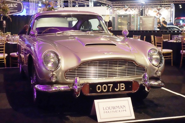 Aston Martin DB 5 (1964) - Goldfinger-Aston aus der Sammlung des Louwman Museums - InterClassics Maastricht 2018