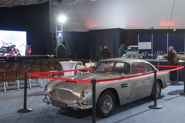 Aston Martin DB 5 Saloon (1964) - "Gstaad Classic Car Auction" der Oldtimer Galerie Toffen am 29 Dezember 2023 (Lot 138)