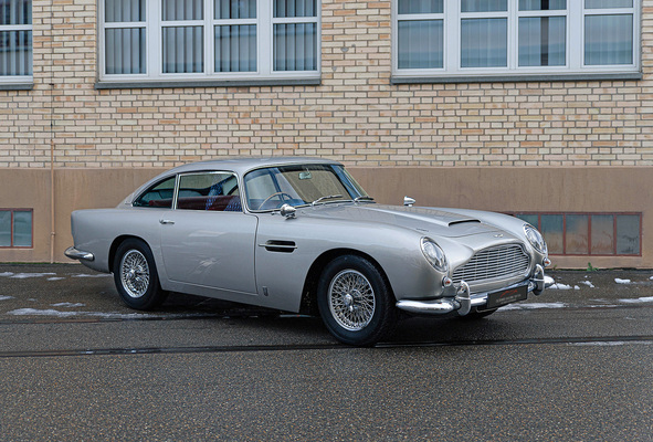 Aston Martin DB 5 Saloon (1964) - als Lot 138 an der "Gstaad Classic Car Auction" der Oldtimer Galerie Toffen am 29 Dezember 2023