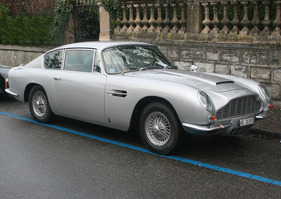 Aston Martin DB 6 (1967) - gesichtet an einem Treffen britischer Autos in Morges im Jahre 2007 Aston Martin DB 6 (1967) - gesichtet an einem Treffen britischer Autos in Morges im Jahre 2007