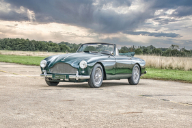 Aston Martin DB Mark III Drophead Coupé (1959) – angeboten als Lot Nr. 162 bei der RM-Sotheby's-Versteigerung in Paris am 4. und 5. Februar 2025