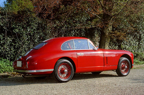 Aston Martin DB2 (1952) - unverfälschte Linie des ursprünglichen DB 2