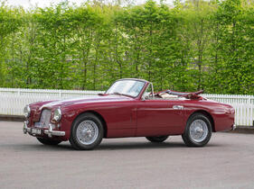 Aston Martin DB2/4 Drophead Coupé (1954) - Lot 221 an der Bonhams Goodwold Festival of Speed Versteigerung am 14. Juli 2023