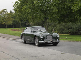 Aston Martin DB2/4 'Mark I' 3.0-Litre Sports Saloon (1955) - als Lot 21 an der Bonhams Zoute Versteigerung 2015 (1955)