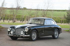Aston Martin DB2/4 'Mark I' Vantage Sports Saloon (1954) - angeboten als Lot 248 an der Aston Martin Werksversteigerung von Bonhams am 9. Mai 2015 (1954)