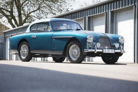 Aston Martin DB2/4 MkII Coupé (1966) - angeboten als Lot 252 an der Aston Martin Werksversteigerung von Bonhams am 9. Mai 2015