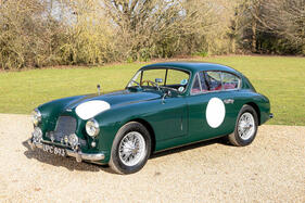 Aston Martin DB2/4 Sports Saloon (1954) - als Lot 121 an der Bonhams Goodwood Members’ Meeting Versteigerung 2025