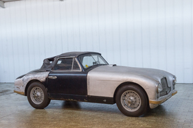 Aston Martin DB2 DHC (1952) - als Lot 567 angeboten an der RM/Sotheby's Duemila Ruote Versteigerung am 25. bis 27. November 2016