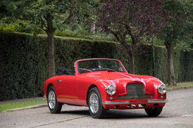 Aston Martin DB2 Vantage Cabriolet (1953) - als Lot 121 an der Chantilly Versteigerung von Bonhams am 10. September 2017