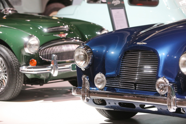 Aston Martin DB2 und Austin-Healey bei Emil Frey Classics - Auto Zürich 2022