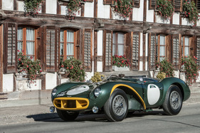 Aston Martin DB3 S (1954) - Trockengewicht 889 kg