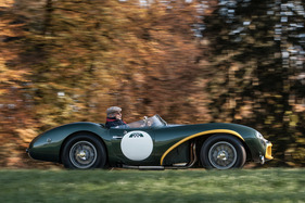 Aston Martin DB3 S (1954) - für den Sound sorgt die rechtsseitig angebrachte Auspuffanlage