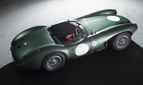 Aston Martin DB3S (1953)  - Beispiel aus dem Buch «The Aston Martin Book» von René Staud