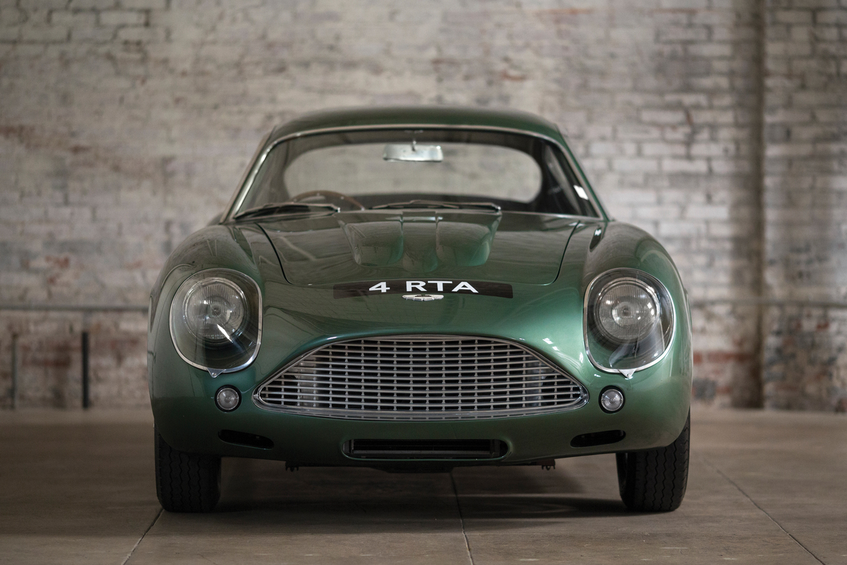 Aston Martin DB4 GT Zagato (1962) - als Lot 215 angeboten an der RM/Sotheby's Versteigerung "Driven by Disruption" in New York am 10. Dezember 2015