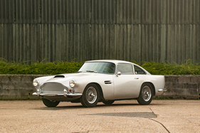 Aston Martin DB4 Series 2 Sports Saloon (1960) - offered as lot 259 at the Bonhams Les Grandes Marques du Monde au Grand Palais Paris auction on February 3, 2022