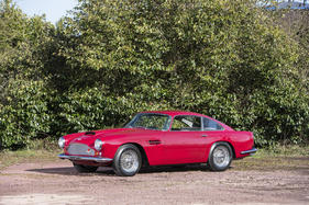 Aston Martin DB4 'Series I' Sports Saloon (1960) - angeboten als Lot 214 an der Aston Martin Werksversteigerung von Bonhams am 9. Mai 2015