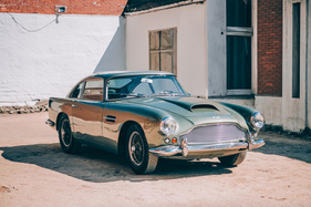 Aston Martin DB4 Series II (1960) - Lot 127 at the RM/Sotheby's Monaco auction on May 10.11. 2024
