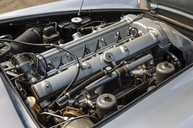 Aston Martin DB4 Series II (1960) - als Lot 130 an der RM/Sotheby's Versteigerung in London am 7. September 2015