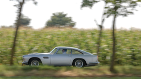 Aston Martin DB4 Series II (1960) - als Lot 130 an der RM/Sotheby's Versteigerung in London am 7. September 2015