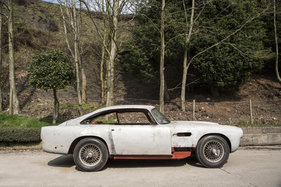 Bild Aston Martin DB4 Series III (1962) - von Bonhams als Restaurierungsobjekt für über £ 300'000 in Newport 2015 verkauft (Lot 218)