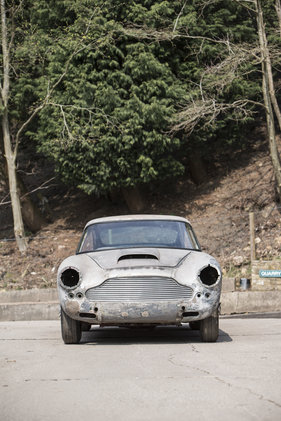 Aston Martin DB4 Series III (1962) - von Bonhams als Restaurierungsobjekt für über £ 300'000 in Newport 2015 verkauft (Lot 218)