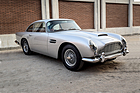 Aston Martin DB4 Series V Vantage (1962) - Lot 144 at the RM/Sotheby's Monaco auction on May 10.11. 2024
