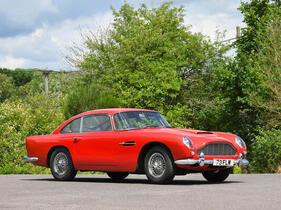 Aston Martin DB4 'Series V' Vantage Sports Saloon (1963) - Lot 232 an der Bonhams Goodwold Festival of Speed Versteigerung am 14. Juli 2023