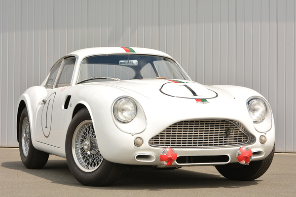 Aston Martin DB4 Zagato (1961) - schön und effizient - Teilnehmer am Concours d'Etat Chantilly 2016