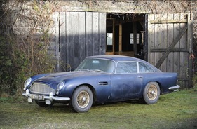 Aston Martin DB5 Sports Saloon (1964) - teuer bewerteter "Scheunenfund" - am 18. Mai 2013 an der Aston Martin Works Bonhams-Versteigerung in Newport verkauft Aston Martin DB5 Sports Saloon (1964) - teuer bewerteter "Scheunenfund" - am 18. Mai 2013 an der Aston Martin Works Bonhams-Versteigerung in Newport verkauft
