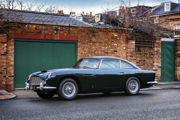 Aston Martin DB5 Sports Saloon (1965) - versteigert als Lot 236 an der Aston Martin Works Verteigerung von Bonhams am 17. Mai 2014