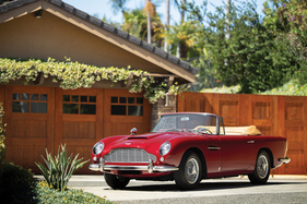 Aston Martin DB5 Vantage Convertible (1965) - als Lot 129 an der RM/Sotheby's Versteigerung in Monterey am 24./25. August 2018