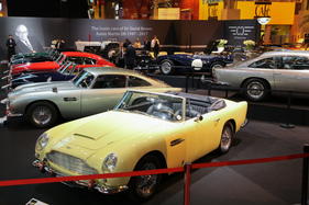 Aston Martin DB5 Volante (1964) - auf dem Stand der David Brown Retrospektive - Rétromobile Paris 2017