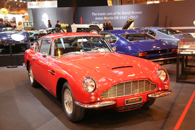 Aston Martin DB6 (1966) - die letzte Version mit der klassischen Linie, auf der David Brown Sonderschau - Rétromobile Paris 2017