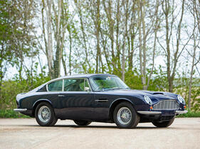 Aston Martin DB6 Mark 2 4.2-liter Sports Saloon (1969) - Lot 272 at the Bonhams Goodwood Revival Auction on September 9, 2023