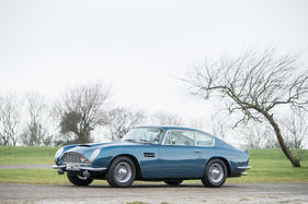Aston Martin DB6 Mark 2 Sports Saloon (1970) - als Lot 228 an der Bonhams "Aston Martin" Versteigerung 2017